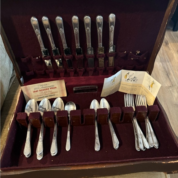 1847 Rogers Bros IS Other - Adoration Silverplate Set
